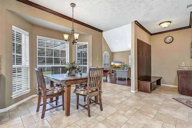 101 Oak Drive, Friendswood, TX 77546