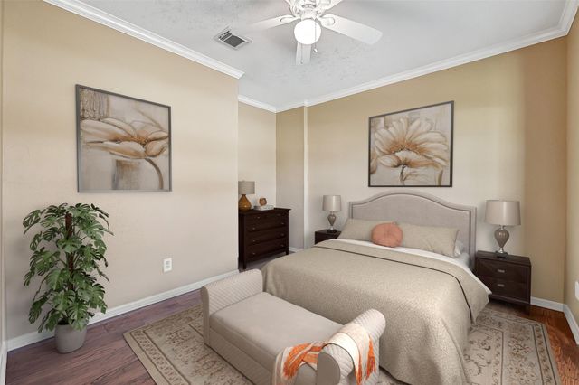 101 Oak Drive, Friendswood, TX 77546