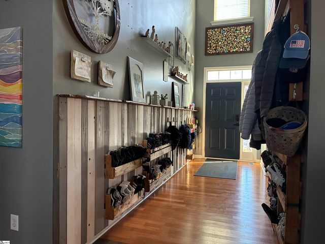 226 N Orchard Farms Avenue, Simpsonville, SC 29681