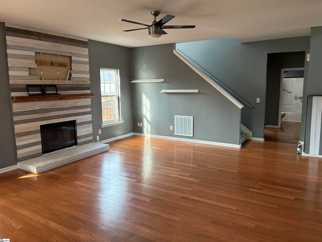 226 N Orchard Farms Avenue, Simpsonville, SC 29681