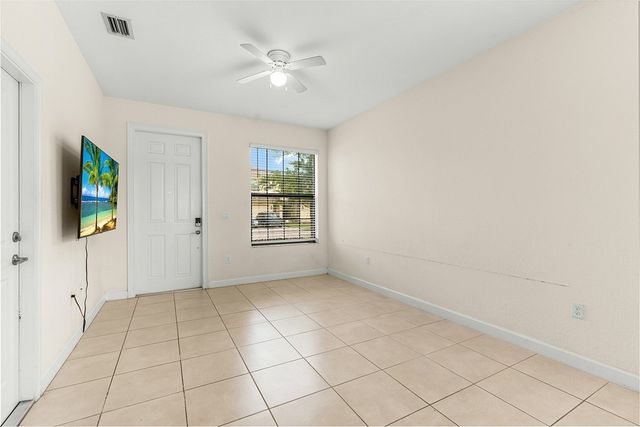 10156 W Villa Circle, Vero Beach, FL 32966