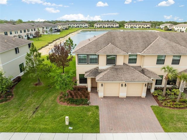 10156 W Villa Circle, Vero Beach, FL 32966