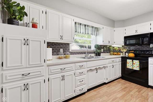 6125 Dorsett Place, Indianapolis, IN 46220