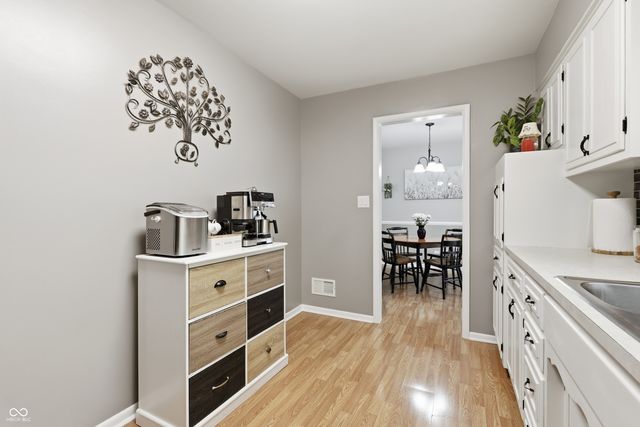 6125 Dorsett Place, Indianapolis, IN 46220