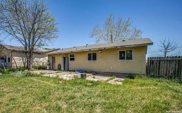 201 BRENDA DR, Converse, TX 78109