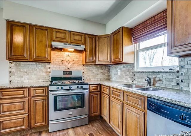 201 BRENDA DR, Converse, TX 78109
