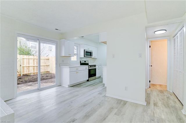 5321 Leicester CT, Virginia Beach, VA 23462