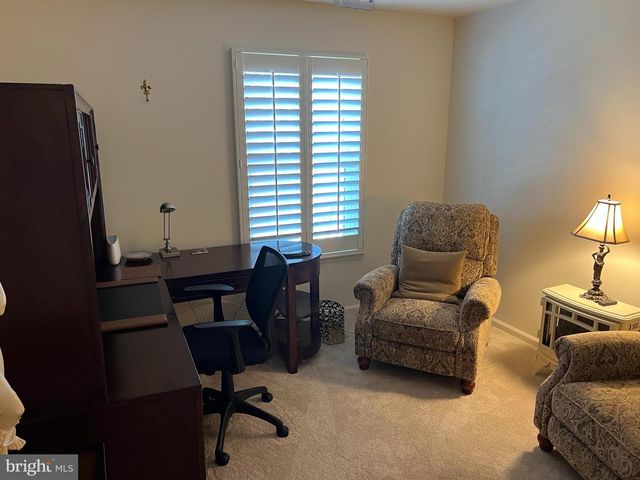 205 SWEETWATER DR, Cinnaminson, NJ 08077