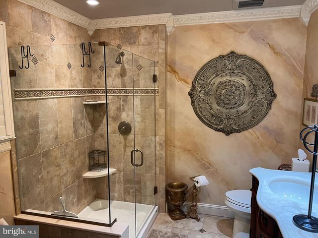 205 SWEETWATER DR, Cinnaminson, NJ 08077