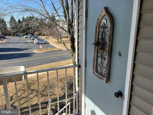 205 SWEETWATER DR, Cinnaminson, NJ 08077