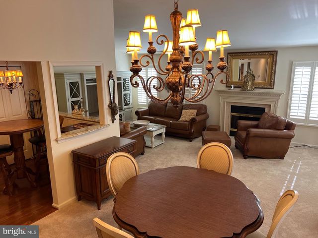 205 SWEETWATER DR, Cinnaminson, NJ 08077