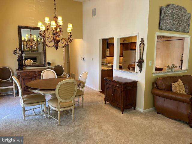 205 SWEETWATER DR, Cinnaminson, NJ 08077