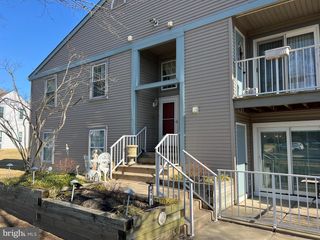 205 SWEETWATER DR, Cinnaminson, NJ 08077