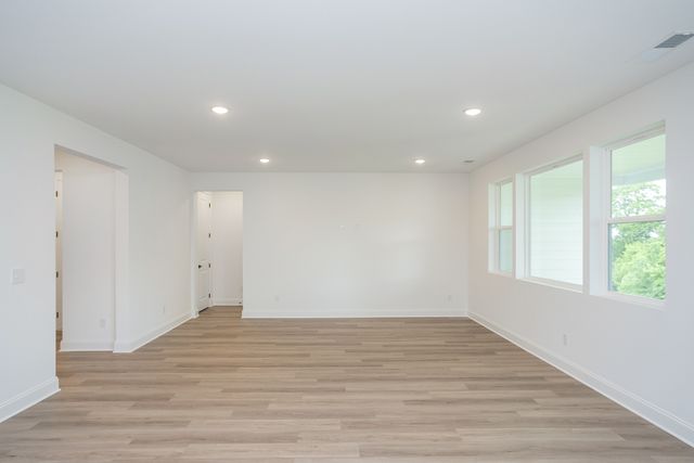 2370 Williamsport Landing, Columbia, TN 38401