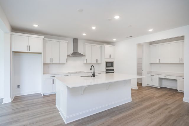 2370 Williamsport Landing, Columbia, TN 38401