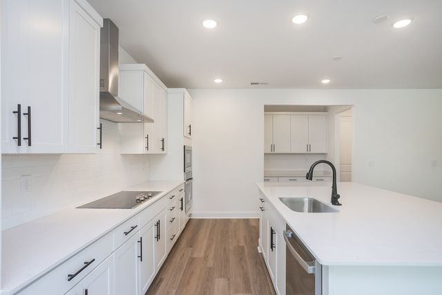 2370 Williamsport Landing, Columbia, TN 38401