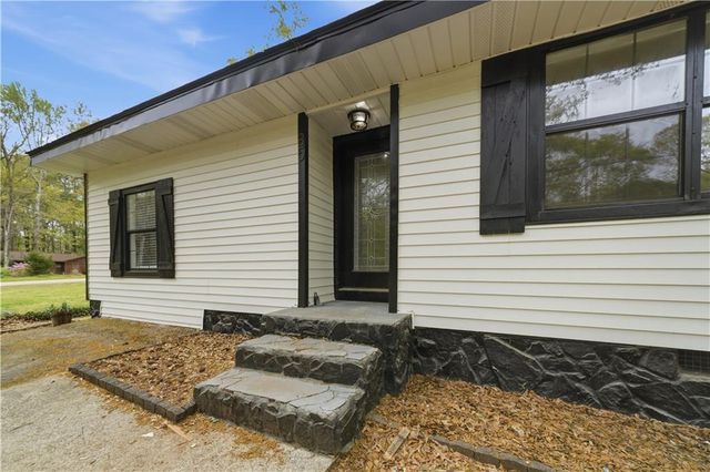 85 Hidden Forest Road, Covington, GA 30014