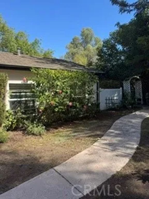 2 Strawberry Lane, Rolling Hills Estates, CA 90274