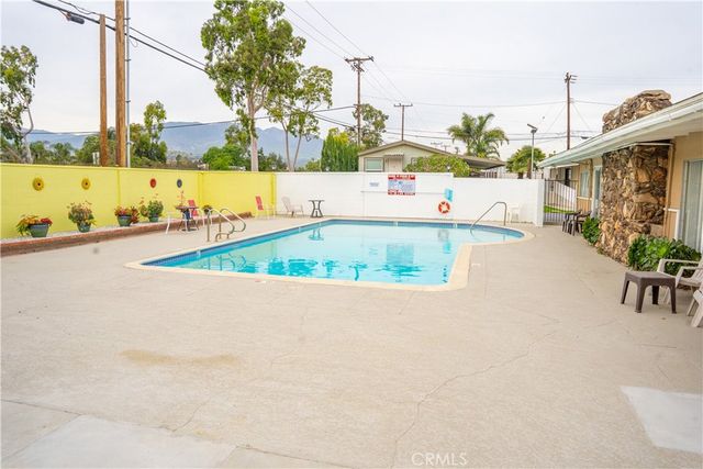 720 W Santa Maria Space 14, Santa Paula, CA 93060