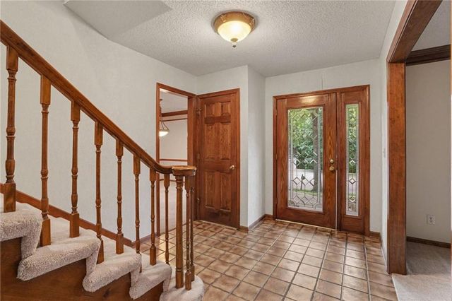 109 NW 44th Street, Kansas City, MO 64116