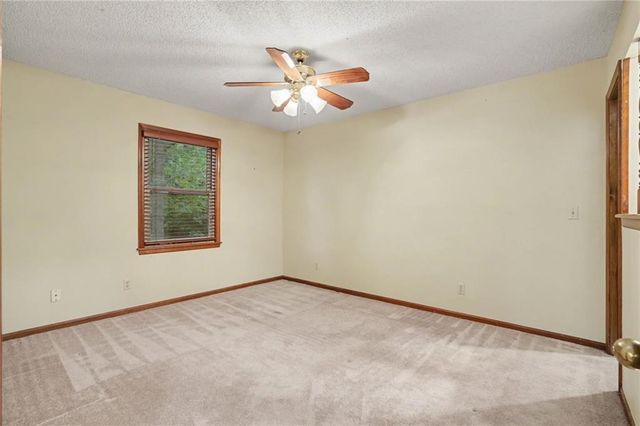 109 NW 44th Street, Kansas City, MO 64116