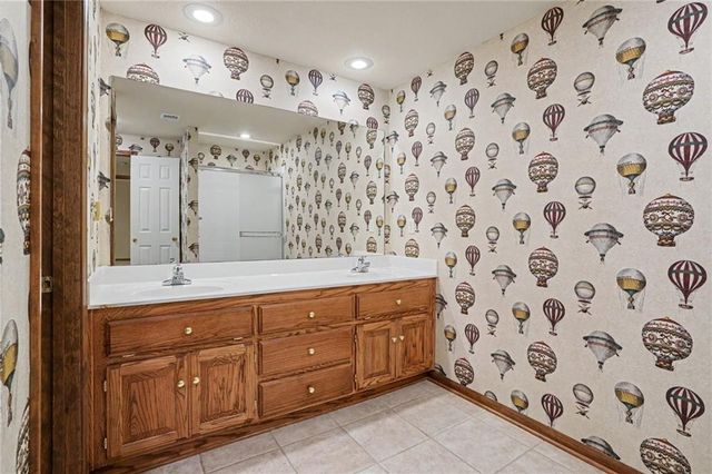 109 NW 44th Street, Kansas City, MO 64116