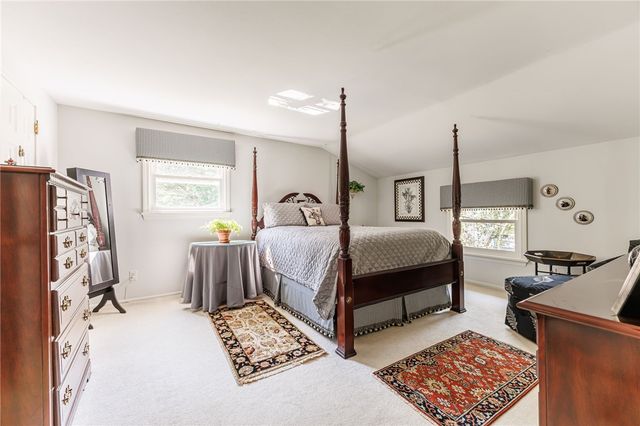 52 Parkridge Drive, Pittsford, NY 14534