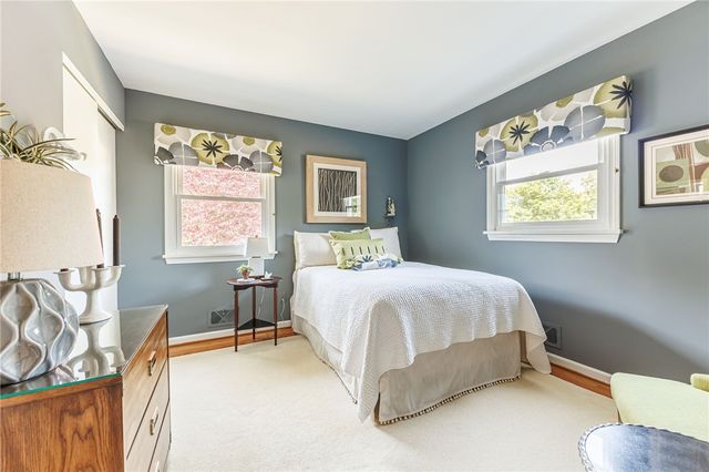 52 Parkridge Drive, Pittsford, NY 14534
