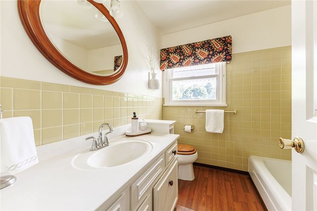 52 Parkridge Drive, Pittsford, NY 14534