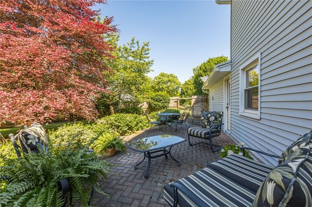 52 Parkridge Drive, Pittsford, NY 14534