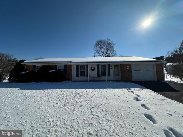 10829 OAK VALLEY DR, Hagerstown, MD 21740