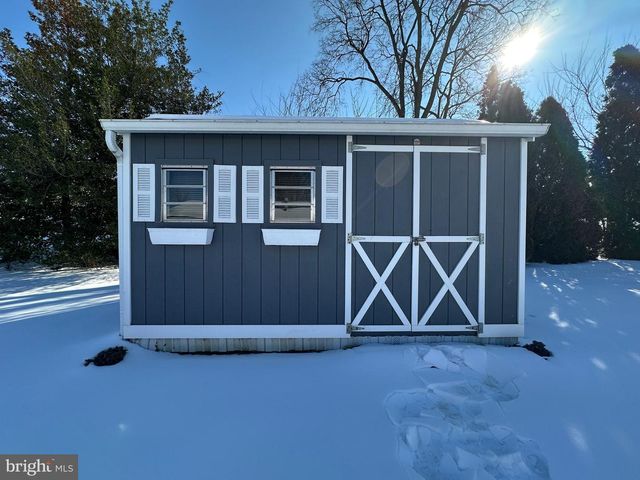 10829 OAK VALLEY DR, Hagerstown, MD 21740