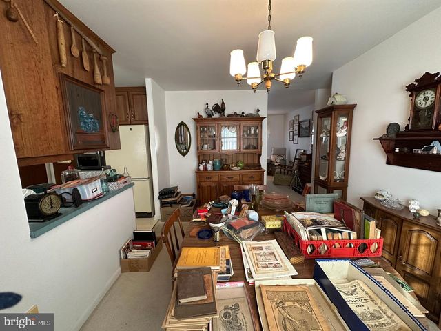 10829 OAK VALLEY DR, Hagerstown, MD 21740