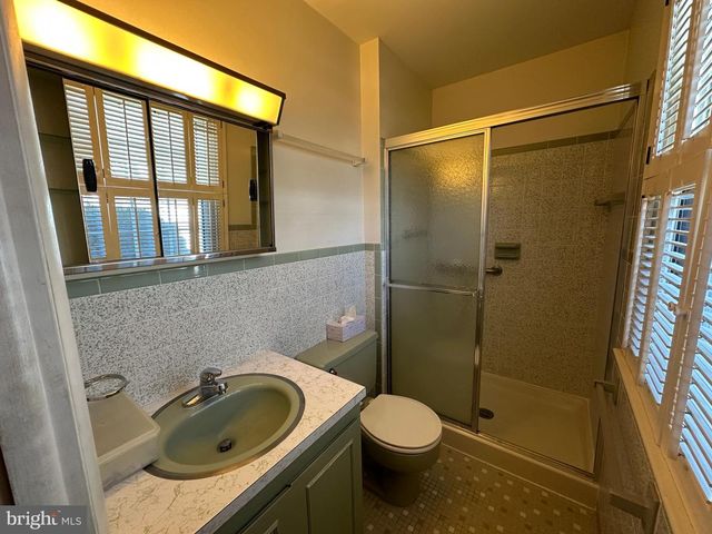 10829 OAK VALLEY DR, Hagerstown, MD 21740