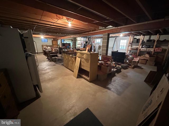 10829 OAK VALLEY DR, Hagerstown, MD 21740