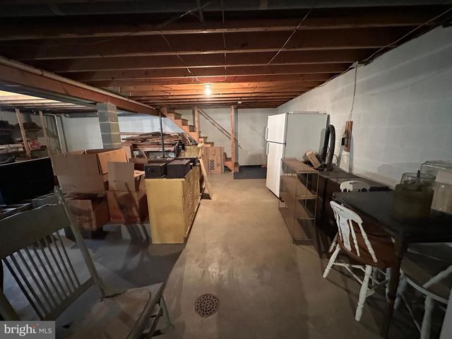 10829 OAK VALLEY DR, Hagerstown, MD 21740