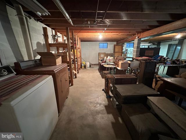 10829 OAK VALLEY DR, Hagerstown, MD 21740