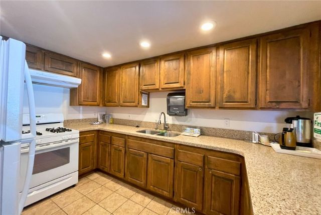 1704 Garnette Drive, San Luis Obispo, CA 93405
