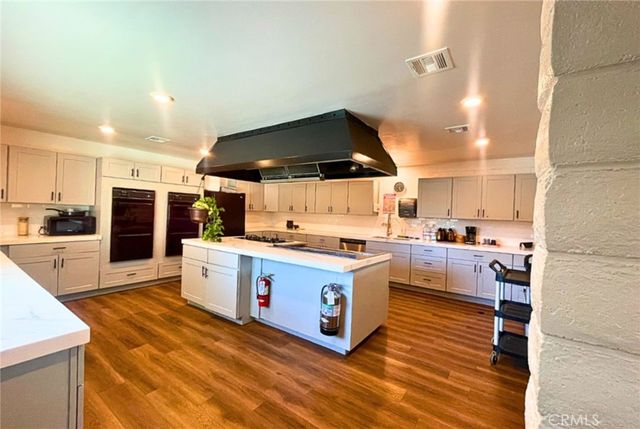 1704 Garnette Drive, San Luis Obispo, CA 93405