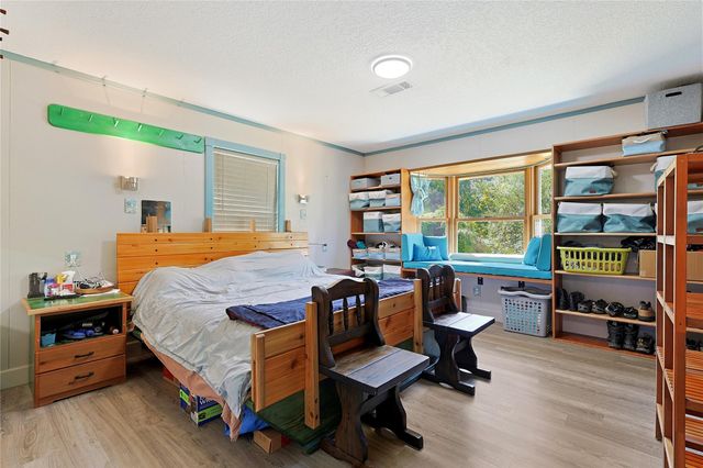 3322 Oak Drive, Dickinson, TX 77539