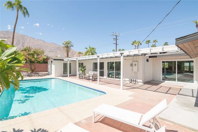1065 E Sunny Dunes Road, Palm Springs, CA 92264