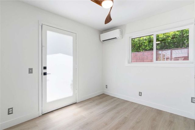 1065 E Sunny Dunes Road, Palm Springs, CA 92264