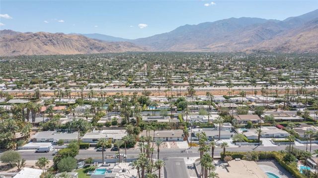 1065 E Sunny Dunes Road, Palm Springs, CA 92264