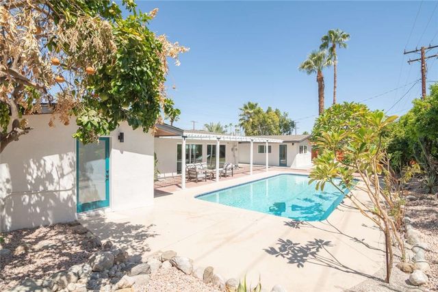 1065 E Sunny Dunes Road, Palm Springs, CA 92264