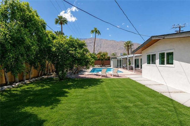 1065 E Sunny Dunes Road, Palm Springs, CA 92264