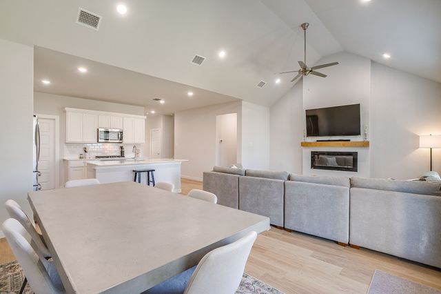 5845 Corazon Lane, Fort Worth, TX 76126