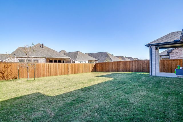 5845 Corazon Lane, Fort Worth, TX 76126