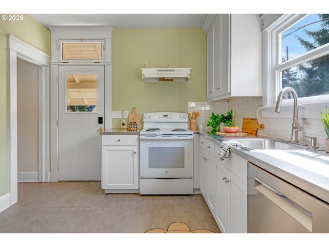 1406 Ne FAILING St, Portland, OR 97212