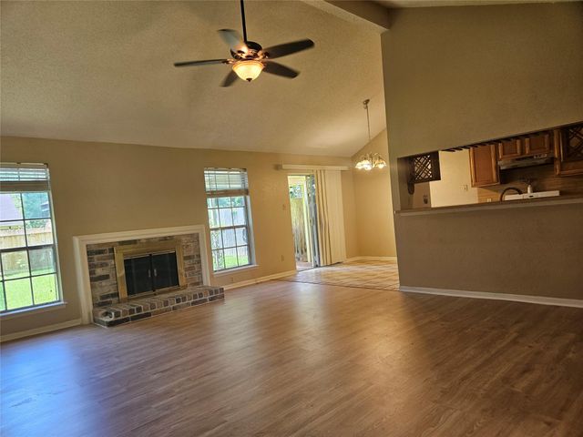 2822 Chimneystone Circle, Sugar Land, TX 77479