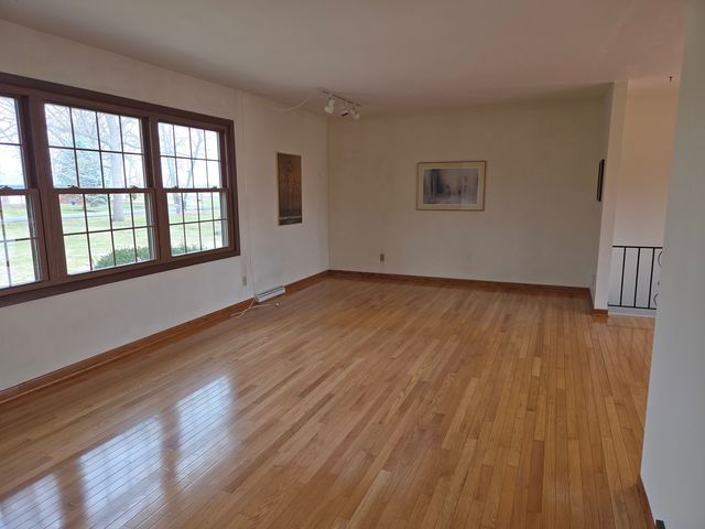 2544 TUCK-A-WAY Trail, Rockford, IL 61107